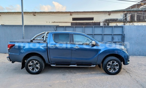 Nunua Ilio tumika Mazda BT-50 Bluu Gari ndani ya Maputo nchini Maputo Nunua Ilio tumika Mazda BT-50 Bluu Gari ndani ya Maputo nchini Maputo
