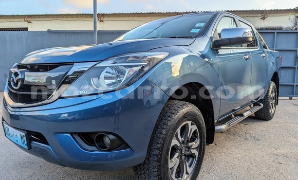 Nunua Ilio tumika Mazda BT-50 Bluu Gari ndani ya Maputo nchini Maputo Nunua Ilio tumika Mazda BT-50 Bluu Gari ndani ya Maputo nchini Maputo