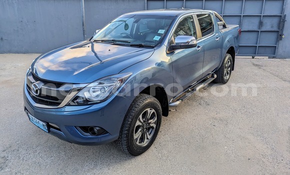 Nunua Ilio tumika Mazda BT-50 Bluu Gari ndani ya Maputo nchini Maputo Nunua Ilio tumika Mazda BT-50 Bluu Gari ndani ya Maputo nchini Maputo