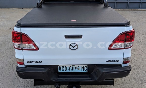 Nunua Ilio tumika Mazda BT-50 Nyeupe Gari ndani ya Maputo nchini Maputo Nunua Ilio tumika Mazda BT-50 Nyeupe Gari ndani ya Maputo nchini Maputo