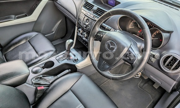 Nunua Ilio tumika Mazda BT-50 Nyeupe Gari ndani ya Maputo nchini Maputo Nunua Ilio tumika Mazda BT-50 Nyeupe Gari ndani ya Maputo nchini Maputo