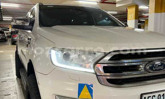 Nunua Ilio tumika Ford Ranger (North America) Nyeupe Gari ndani ya Maputo nchini Maputo Nunua Ilio tumika Ford Ranger (North America) Nyeupe Gari ndani ya Maputo nchini Maputo