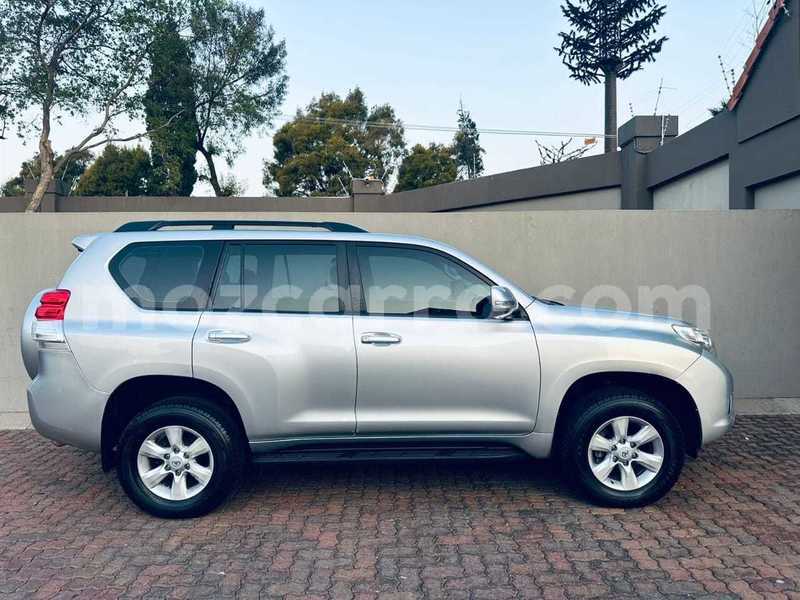 Big with watermark toyota land cruiser prado maputo maputo 37575