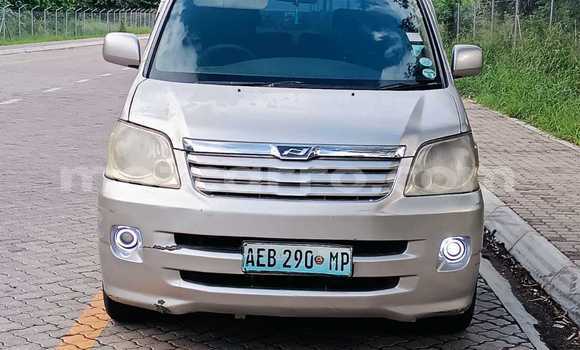Comprar Usado Toyota Noah De outros Carro em Maputo em Maputo Comprar Usado Toyota Noah De outros Carro em Maputo em Maputo