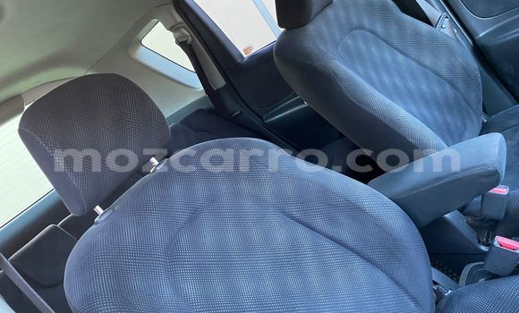 Buy Used Toyota Ractis White Car in Maputo in Maputo Buy Used Toyota Ractis White Car in Maputo in Maputo