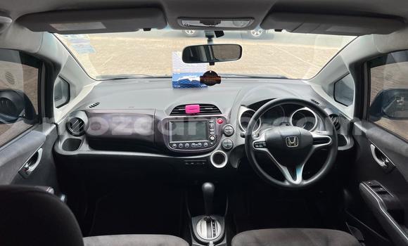 Nunua Ilio tumika Honda Fit Fedha Gari ndani ya Maputo nchini Maputo Nunua Ilio tumika Honda Fit Fedha Gari ndani ya Maputo nchini Maputo