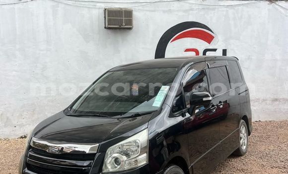 Comprar Usado Toyota Noah Preto Carro em Maputo em Maputo Comprar Usado Toyota Noah Preto Carro em Maputo em Maputo
