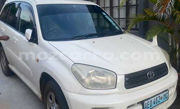 Comprar Usado Toyota RAV4 Branco Carro em Maputo em Maputo