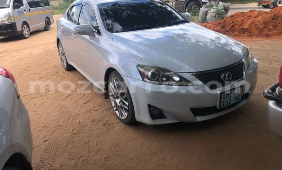 Comprar Usado Toyota 4Runner Branco Carro em Maputo em Maputo