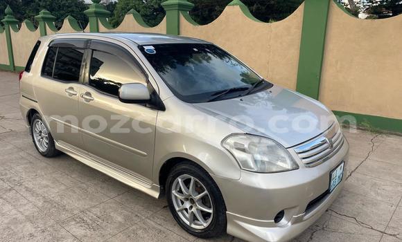 Tenga Tsaru Toyota Raum Beige Mota in Maputo in Maputo