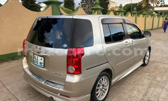 Buy Used Toyota Raum Beige Car in Maputo in Maputo Buy Used Toyota Raum Beige Car in Maputo in Maputo
