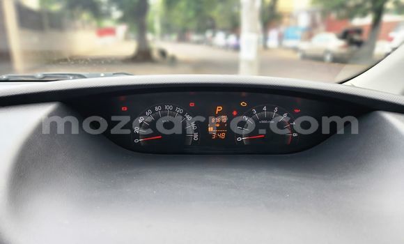 Comprar Usado Toyota Ractis Branco Carro em Maputo em Maputo Comprar Usado Toyota Ractis Branco Carro em Maputo em Maputo