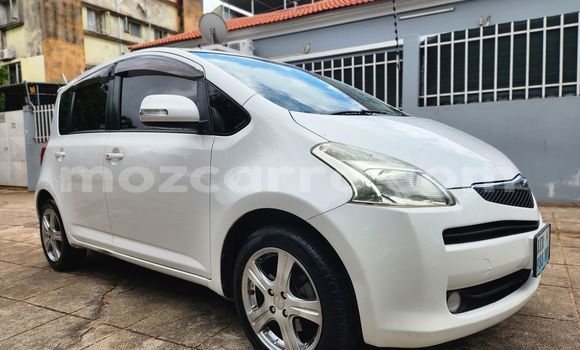 Comprar Usado Toyota Ractis Branco Carro em Maputo em Maputo Comprar Usado Toyota Ractis Branco Carro em Maputo em Maputo
