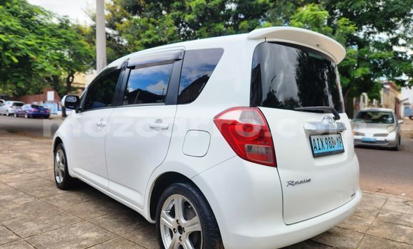 Comprar Usado Toyota Ractis Branco Carro em Maputo em Maputo Comprar Usado Toyota Ractis Branco Carro em Maputo em Maputo