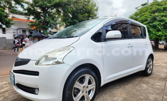 Comprar Usado Toyota Ractis Branco Carro em Maputo em Maputo Comprar Usado Toyota Ractis Branco Carro em Maputo em Maputo