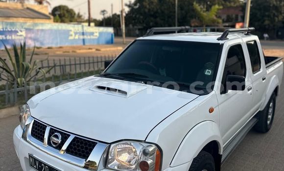 Comprar Usado Nissan Hardbody Branco Carro em Maputo em Maputo Comprar Usado Nissan Hardbody Branco Carro em Maputo em Maputo