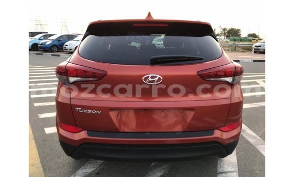 Tenga Imported Hyundai Tucson Tsvuku Mota in Import - Dubai in Cabo Delgado Tenga Imported Hyundai Tucson Tsvuku Mota in Import - Dubai in Cabo Delgado