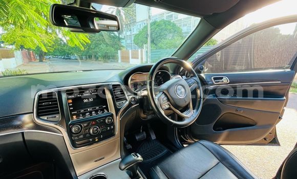 Comprar Usado Jeep Cherokee De outros Carro em Maputo em Maputo Comprar Usado Jeep Cherokee De outros Carro em Maputo em Maputo