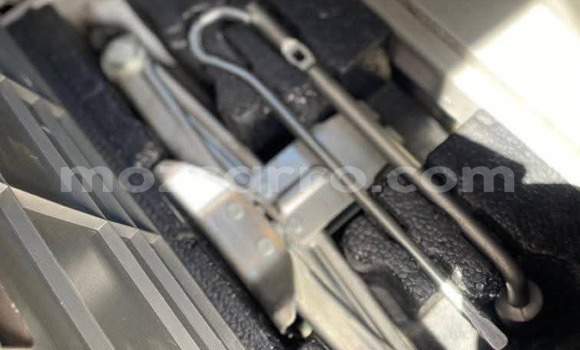 Buy Used Nissan X-Trail White Car in Maputo in Maputo Buy Used Nissan X-Trail White Car in Maputo in Maputo