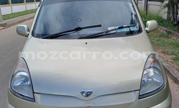 Comprar Usado Toyota FunCargo De outros Carro em Maputo em Maputo