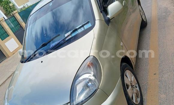 Comprar Usado Toyota FunCargo De outros Carro em Maputo em Maputo Comprar Usado Toyota FunCargo De outros Carro em Maputo em Maputo