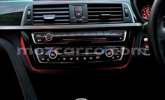 Comprar Usado BMW 3-Series Preto Carro em Maputo em Maputo Comprar Usado BMW 3-Series Preto Carro em Maputo em Maputo