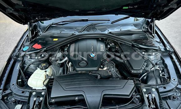 Comprar Usado BMW 3-Series Preto Carro em Maputo em Maputo Comprar Usado BMW 3-Series Preto Carro em Maputo em Maputo
