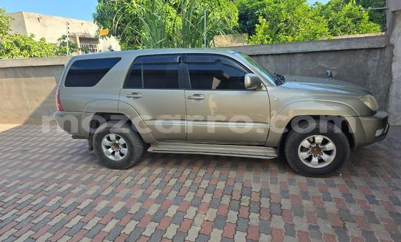 Tenga Tsaru Toyota Hilux Surf Zvimwe Mota in Maputo in Maputo Tenga Tsaru Toyota Hilux Surf Zvimwe Mota in Maputo in Maputo