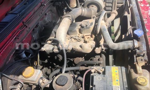 Comprar Usado Nissan Hardbody Vermelho Carro em Maputo em Maputo Comprar Usado Nissan Hardbody Vermelho Carro em Maputo em Maputo