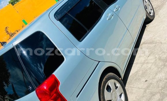 Buy Used Toyota Raum Silver Car in Maputo in Maputo Buy Used Toyota Raum Silver Car in Maputo in Maputo