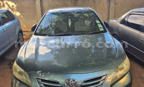 Nunua Ilio tumika Toyota Camry Bluu Gari ndani ya Maputo nchini Maputo Nunua Ilio tumika Toyota Camry Bluu Gari ndani ya Maputo nchini Maputo
