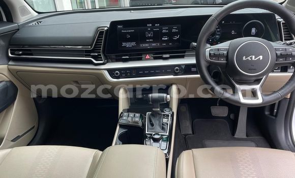 Comprar Usado Kia Sportage Branco Carro em Maputo em Maputo Comprar Usado Kia Sportage Branco Carro em Maputo em Maputo