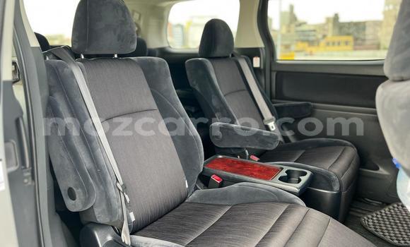 Tenga Itsva Toyota Vellfire Zvimwe Mota in Maputo in Maputo Tenga Itsva Toyota Vellfire Zvimwe Mota in Maputo in Maputo