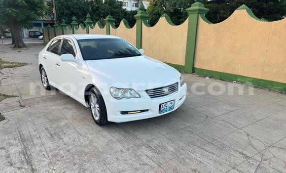 Comprar Usado Toyota Mark X Branco Carro em Maputo em Maputo Comprar Usado Toyota Mark X Branco Carro em Maputo em Maputo
