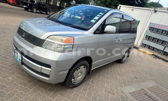 Tenga Tsaru Toyota Voxy Sirivha Mota in Maputo in Maputo Tenga Tsaru Toyota Voxy Sirivha Mota in Maputo in Maputo