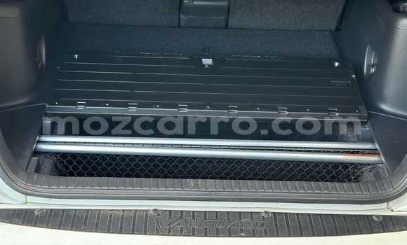 Buy Used Toyota Vanguard White Car in Maputo in Maputo Buy Used Toyota Vanguard White Car in Maputo in Maputo