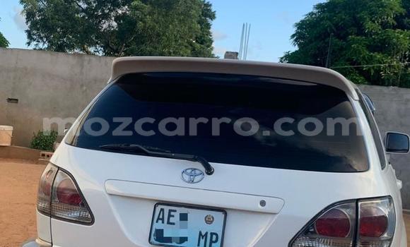 Nunua Ilio tumika Toyota Harrier Beige Gari ndani ya Maputo nchini Maputo Nunua Ilio tumika Toyota Harrier Beige Gari ndani ya Maputo nchini Maputo