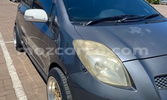 Nunua Ilio tumika Toyota Vitz Fedha Gari ndani ya Maputo nchini Maputo Nunua Ilio tumika Toyota Vitz Fedha Gari ndani ya Maputo nchini Maputo