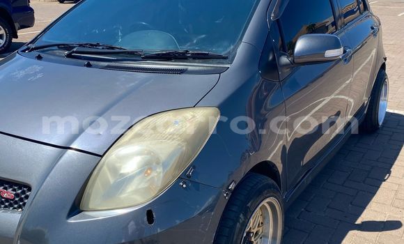 Nunua Ilio tumika Toyota Vitz Fedha Gari ndani ya Maputo nchini Maputo Nunua Ilio tumika Toyota Vitz Fedha Gari ndani ya Maputo nchini Maputo
