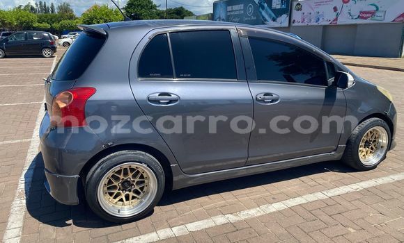 Nunua Ilio tumika Toyota Vitz Fedha Gari ndani ya Maputo nchini Maputo Nunua Ilio tumika Toyota Vitz Fedha Gari ndani ya Maputo nchini Maputo