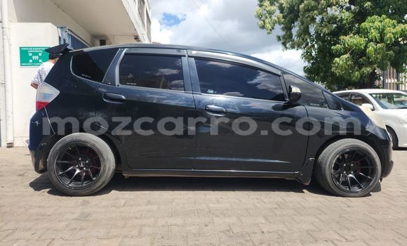 Buy Used Honda Fit Blue Car in Maputo in Maputo Buy Used Honda Fit Blue Car in Maputo in Maputo
