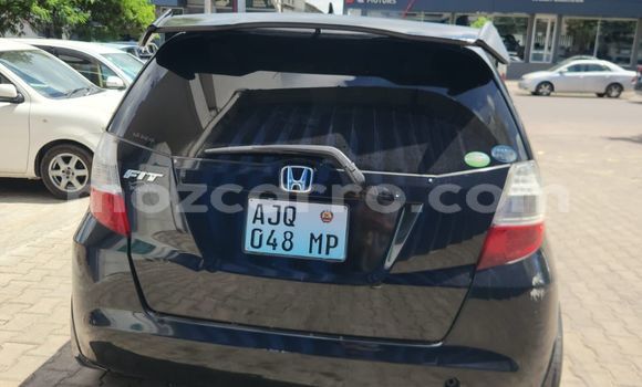 Buy Used Honda Fit Blue Car in Maputo in Maputo Buy Used Honda Fit Blue Car in Maputo in Maputo