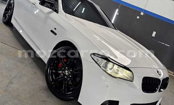 Nunua Ilio tumika BMW 5-Series Nyeupe Gari ndani ya Maputo nchini Maputo Nunua Ilio tumika BMW 5-Series Nyeupe Gari ndani ya Maputo nchini Maputo
