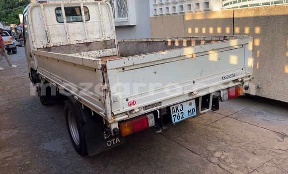 Buy Used Toyota Dyna White Car in Maputo in Maputo Buy Used Toyota Dyna White Car in Maputo in Maputo
