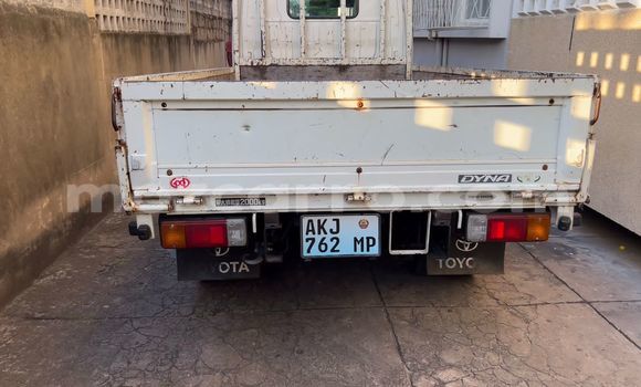 Buy Used Toyota Dyna White Car in Maputo in Maputo Buy Used Toyota Dyna White Car in Maputo in Maputo