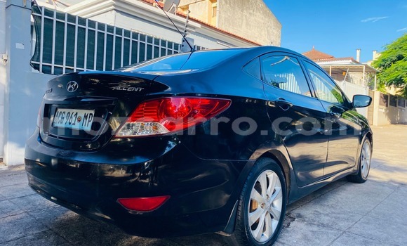 Nunua Ilio tumika Hyundai Accent Nyeusi Gari ndani ya Maputo nchini Maputo Nunua Ilio tumika Hyundai Accent Nyeusi Gari ndani ya Maputo nchini Maputo