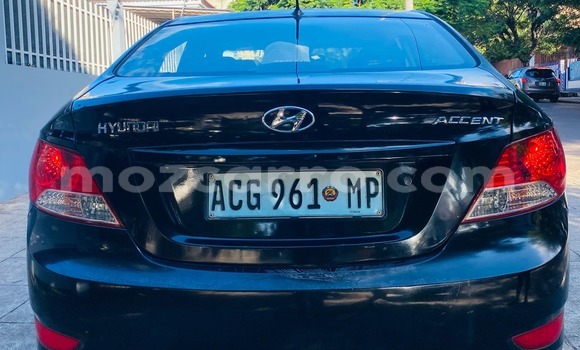 Nunua Ilio tumika Hyundai Accent Nyeusi Gari ndani ya Maputo nchini Maputo Nunua Ilio tumika Hyundai Accent Nyeusi Gari ndani ya Maputo nchini Maputo