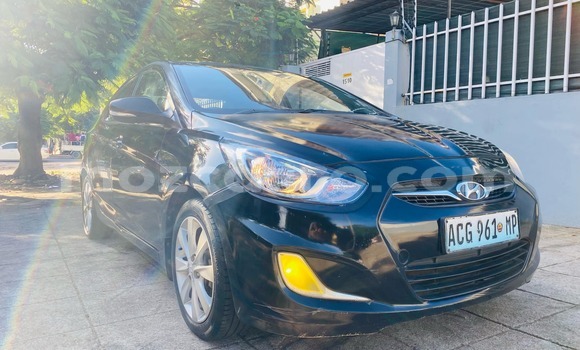 Nunua Ilio tumika Hyundai Accent Nyeusi Gari ndani ya Maputo nchini Maputo Nunua Ilio tumika Hyundai Accent Nyeusi Gari ndani ya Maputo nchini Maputo