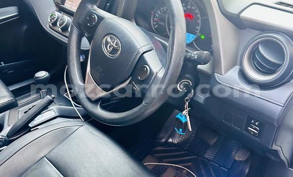 Comprar Usado Toyota RAV4 Branco Carro em Maputo em Maputo Comprar Usado Toyota RAV4 Branco Carro em Maputo em Maputo