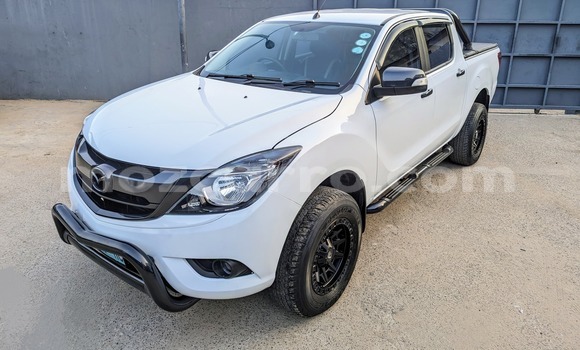 Tenga Tsaru Mazda BT-50 Chena Mota in Maputo in Maputo